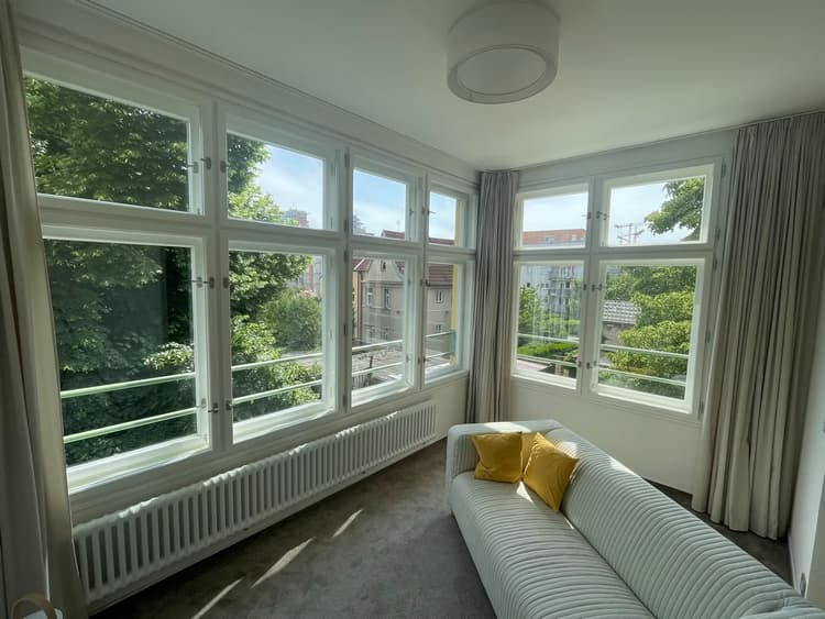 Produkt špaletová okna společnosti Repliky Oken