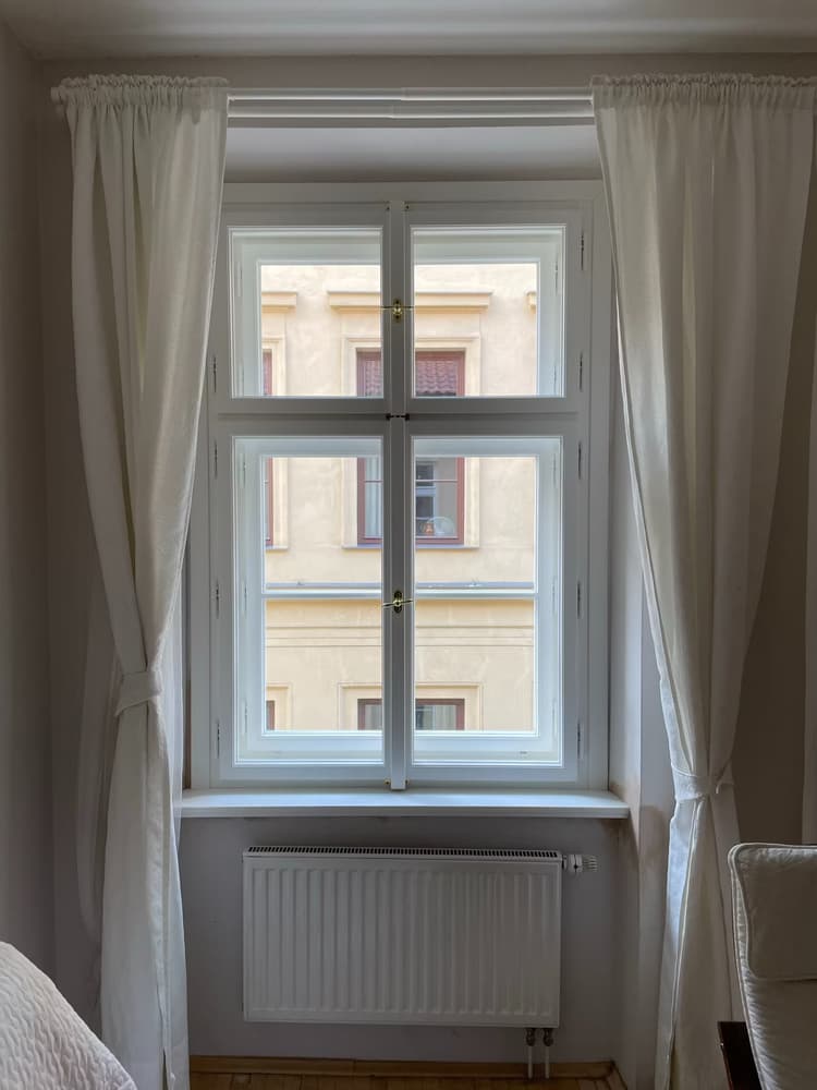 Ukázka práce špaletových oken v ulice Rybná Prahy 1 | Jaroslav Heidinger | replikyoken.cz